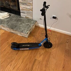 Razor E100 electric scooter